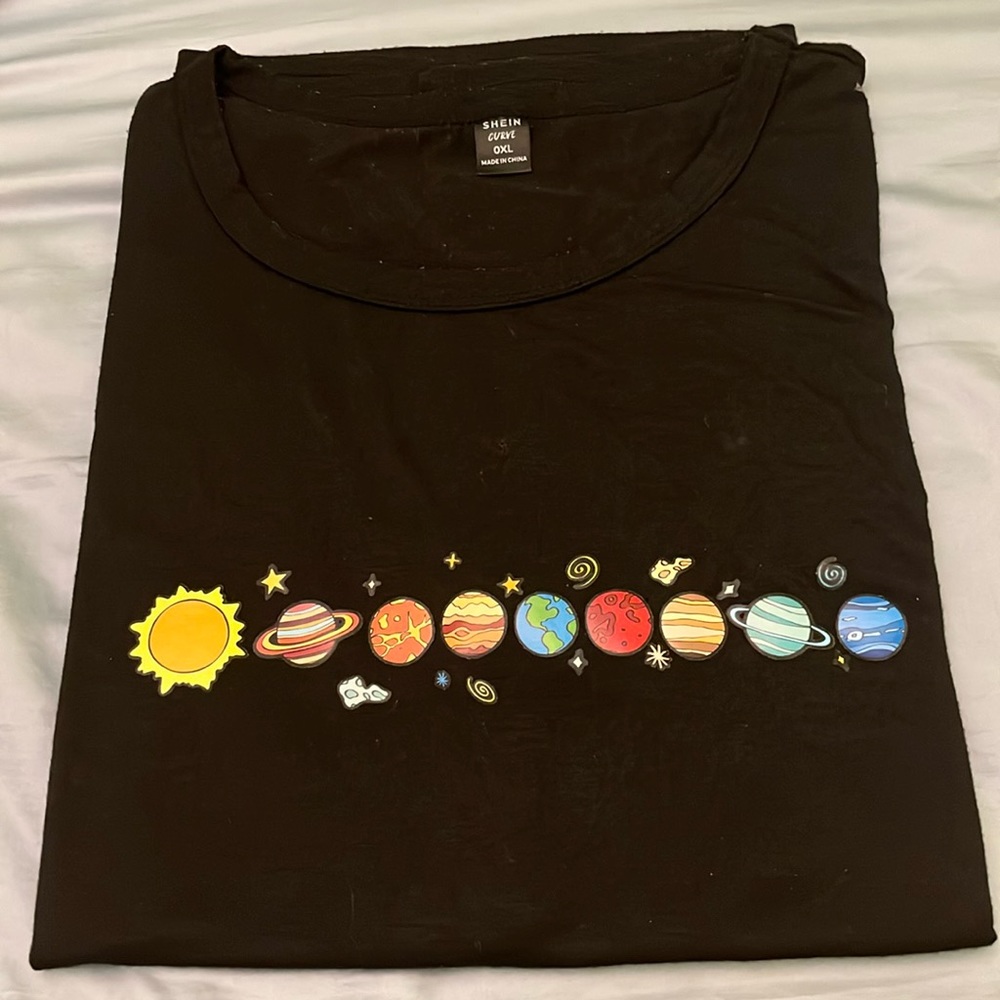 Shein Curve PLANETS Tee